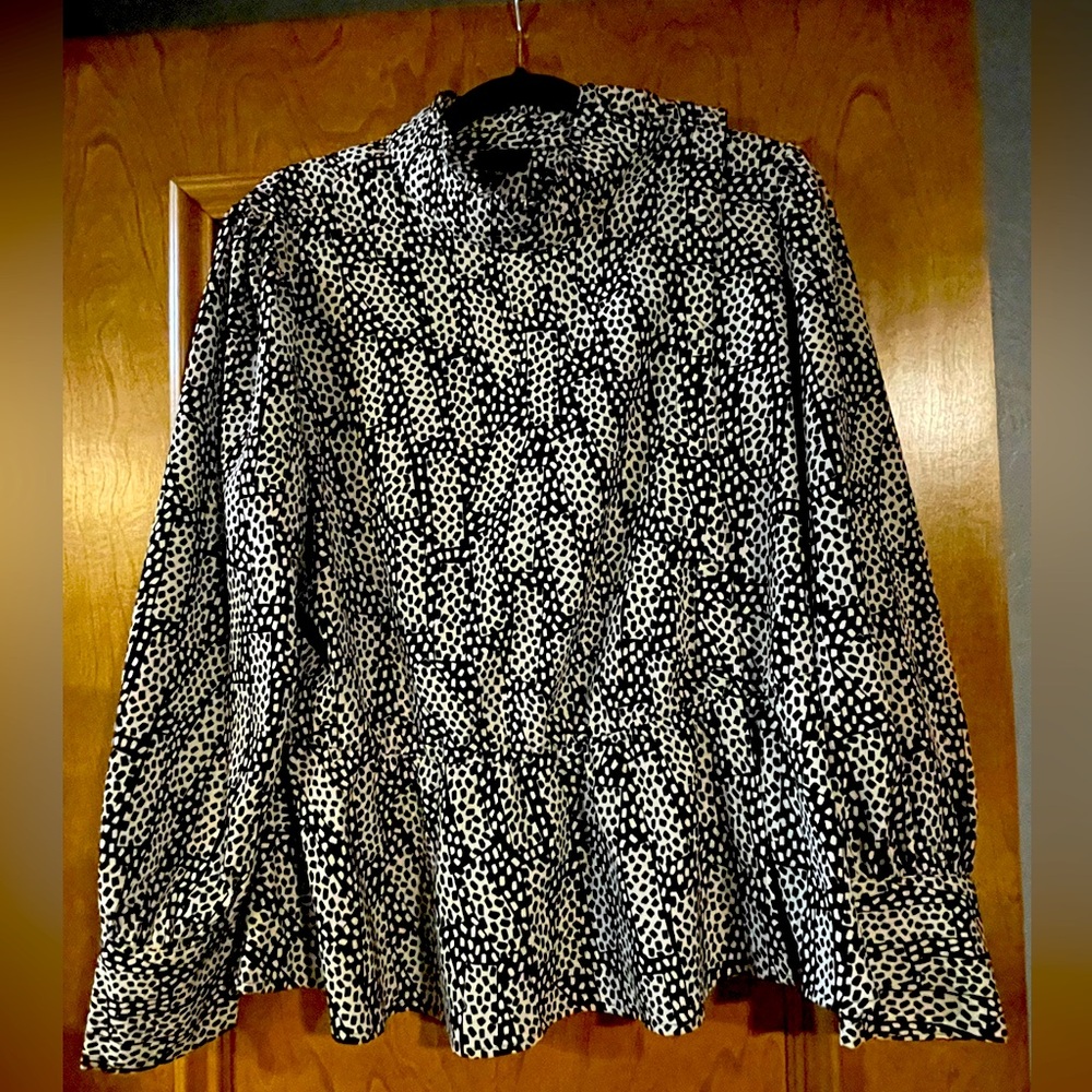 Women’s Ruffle Neck Blouse